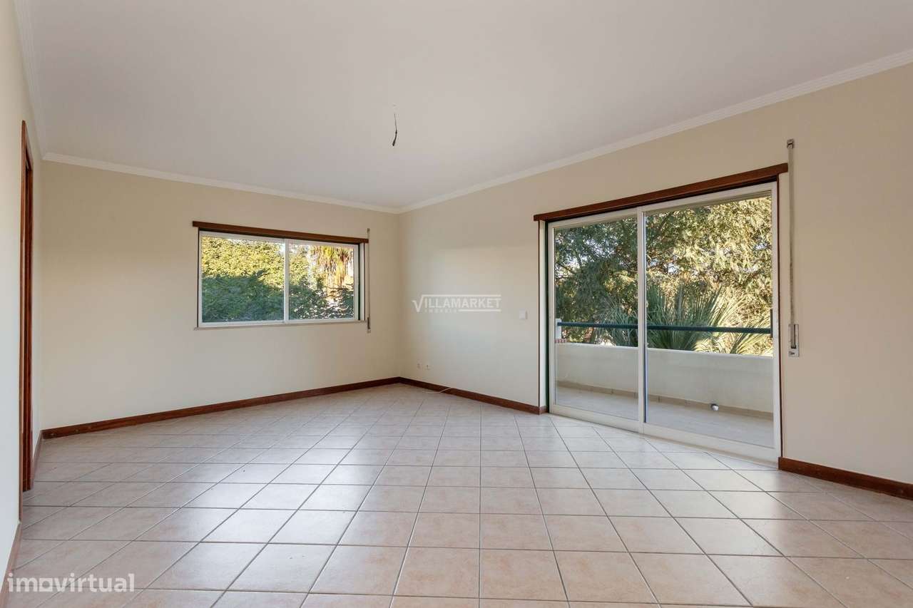 Apartamento T2 da banca com 1 lugar de garagem e 1 arrecadação situado - Grande imagem: 3/29