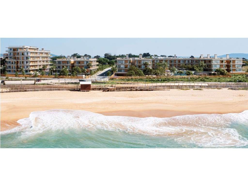 Excelente Apartamento T2, NOVO! Primeira linha do mar, com 2 estaci...-0