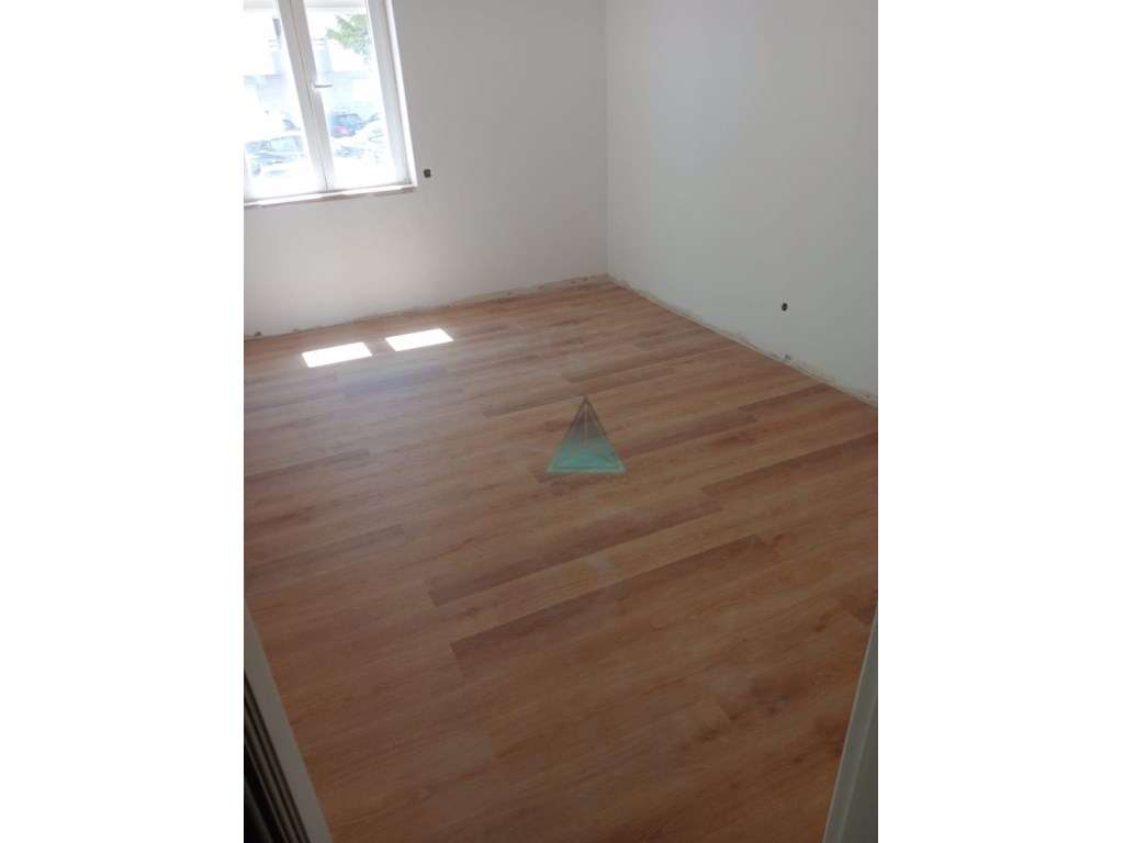 Apartamento T3 totalmente remodelado Laranjeiro (em obra) - Grande imagem: 4/22