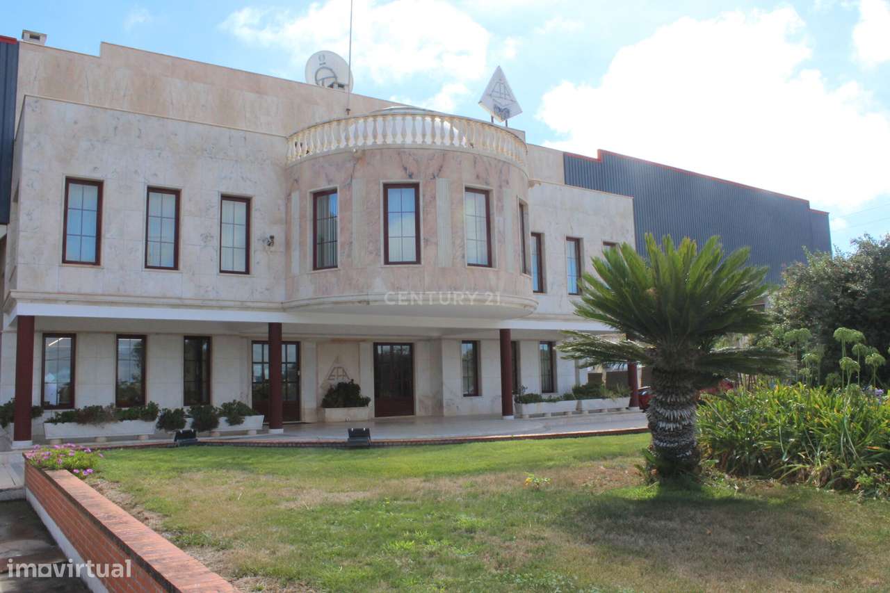 Armazém e Escritórios para Arrendamento na Morelena, Sintra - Grande imagem: 4/36