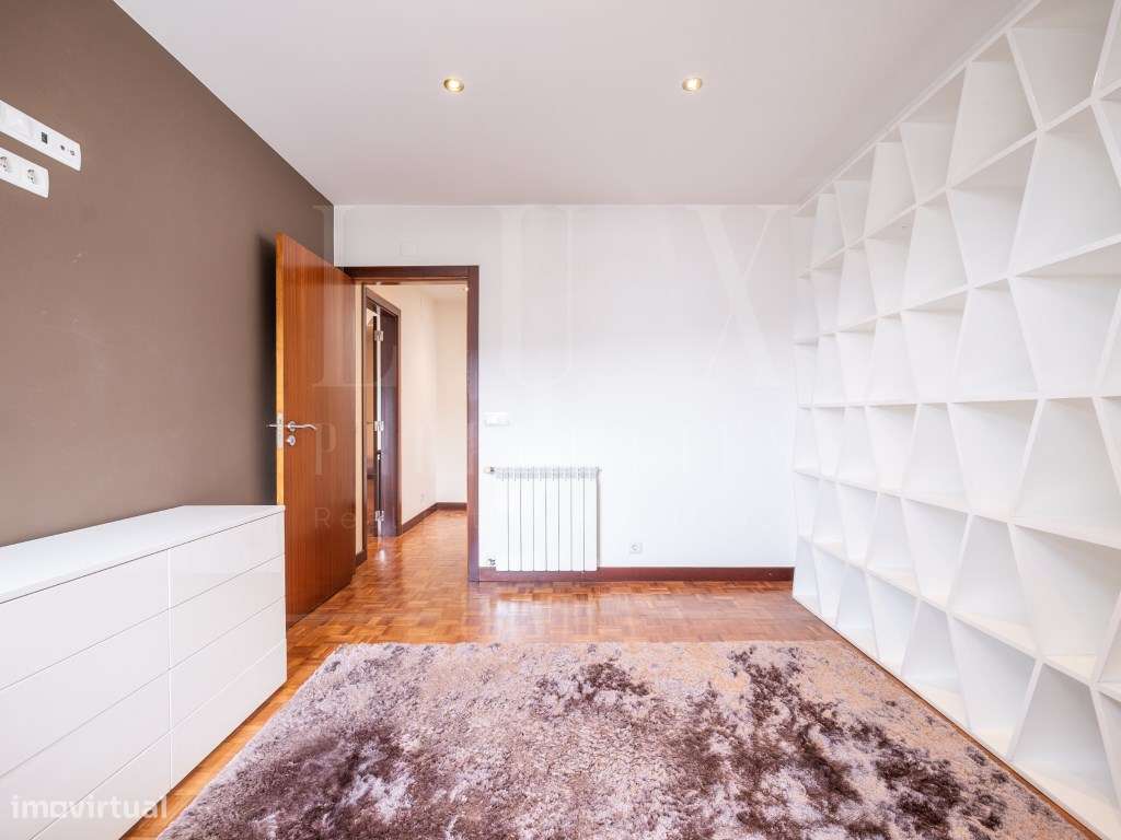 Apartamento T3 | Avenida Elísio de Moura, Coimbra-12