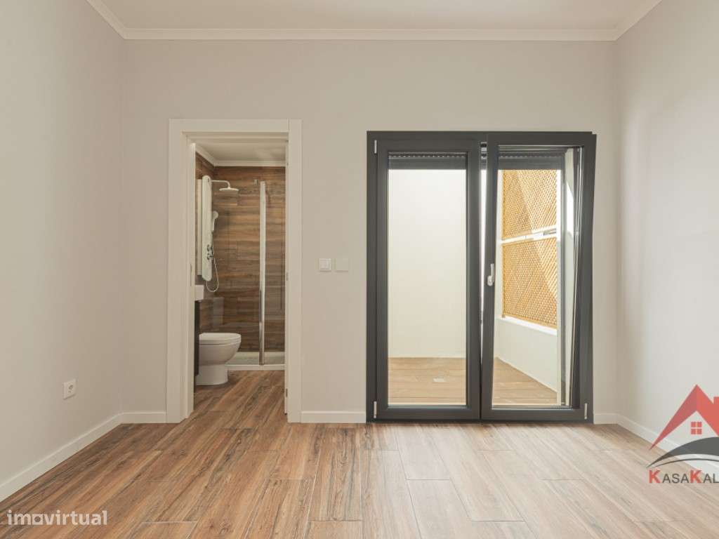 Oportunidade Única em Palmela Duas Moradias | Excelente Opção para ...-22