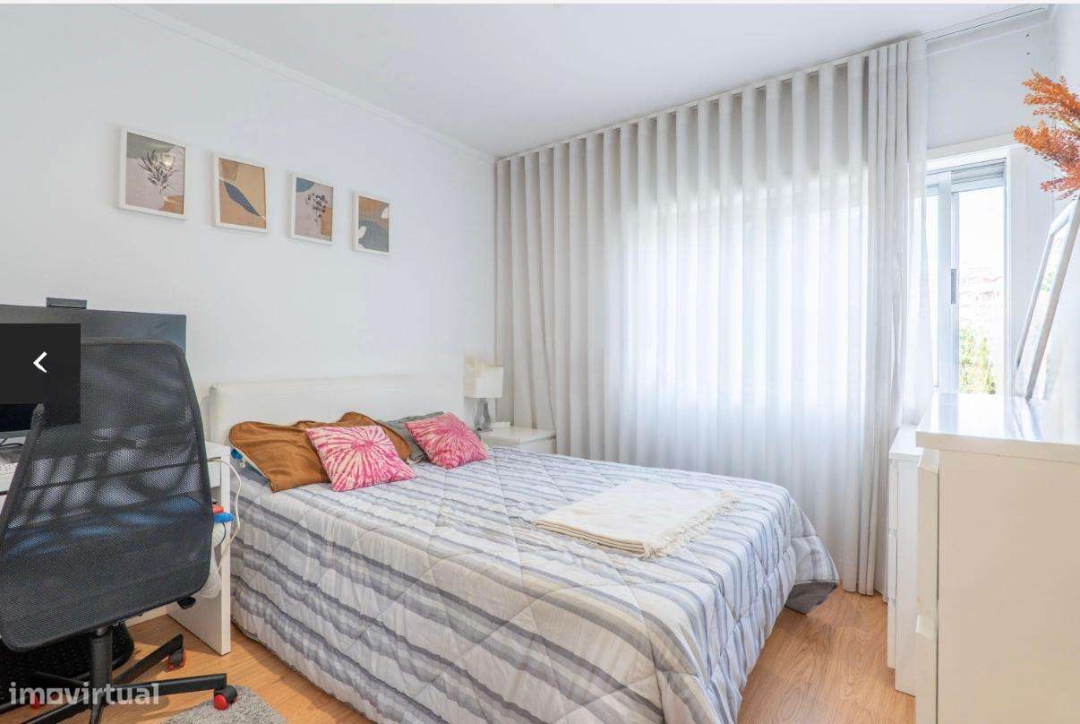 Apartamento T3 Renovado no coração de Matosinhos-25