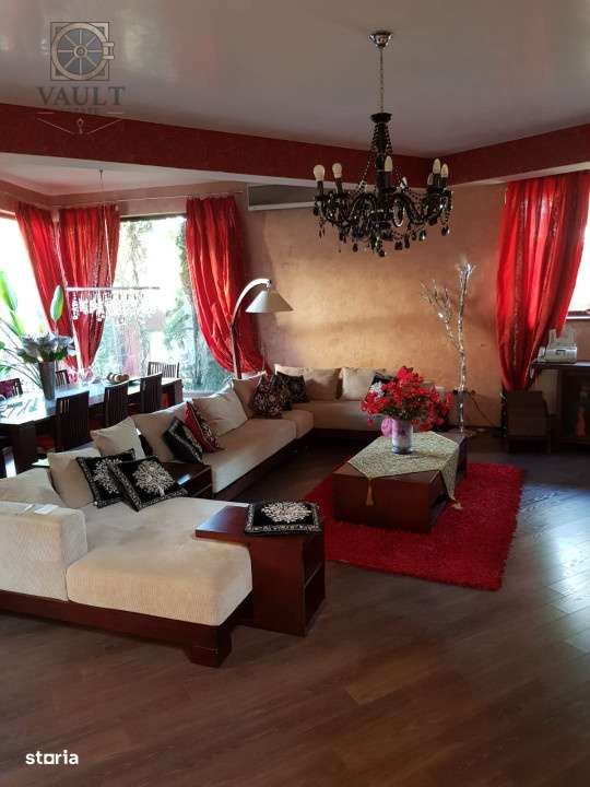 CASA INDIVIDUALA-PANTELIMON-8 CAMERE-CURTE-5 BAI-2 LOCURI PARCARE - Imagine principală: 1/19