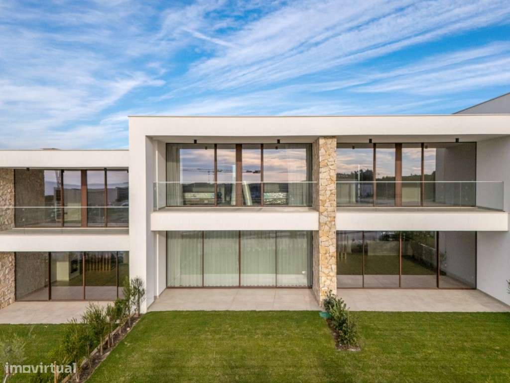 Moradias em Resort de Golfe - Entre a Lagoa de Óbidos e o Atlântico - Grande imagem: 2/25