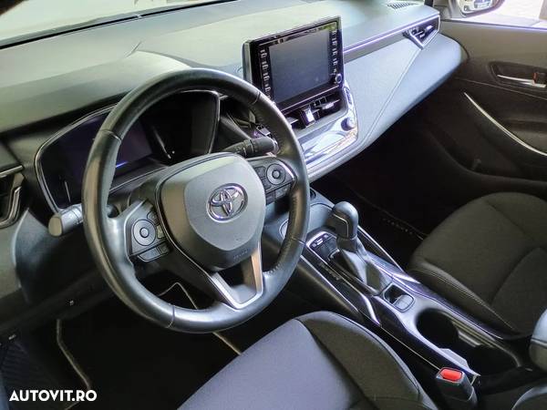 Toyota Corolla 1.8 Hybrid Comfort - 10