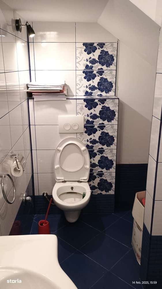 Victoria - Intre strada Poporului ! Vila P+1+M-17