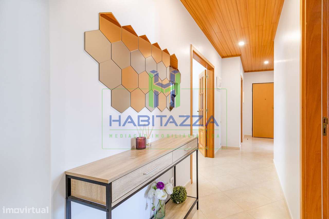 Apartamento T3 Topfloor para venda, em Lagos-12