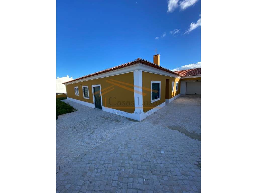 Moradia Térrea - T4 c/ jardim e Garagem - Grande imagem: 5/32