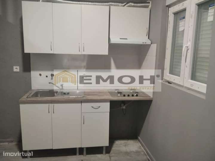 Moradia Bifamiliar T5 - Grande imagem: 4/6