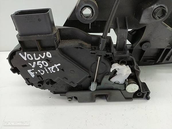 Fecho Porta  Fte Dto Volvo V50 (545) - 2