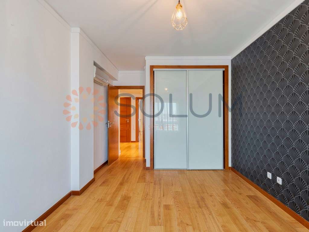 Duplex T4 no Montijo - Conforto e Localização Premium-15