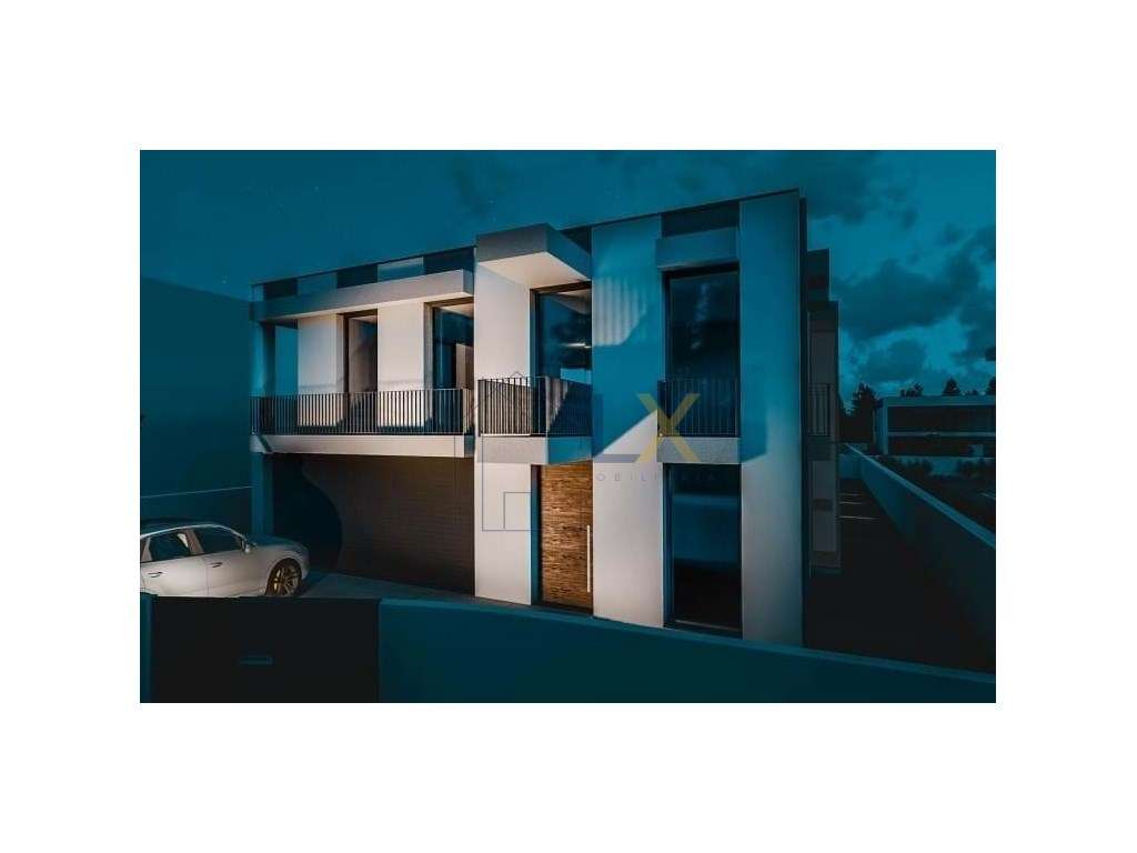 Lote de Terreno em Excelente localização, à Venda para Moradia T4 d... - Grande imagem: 2/6