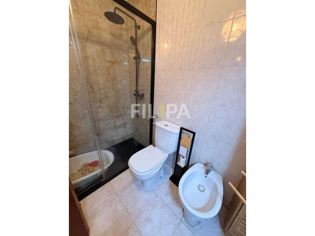 Excelente T2 em Valongo com varanda e garagem!-22