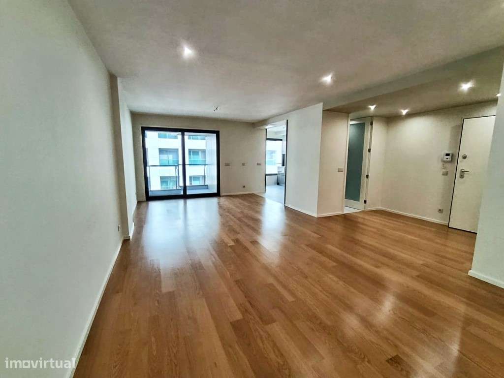 Apartamento T3 com terraço no coração da Maia - Grande imagem: 5/19