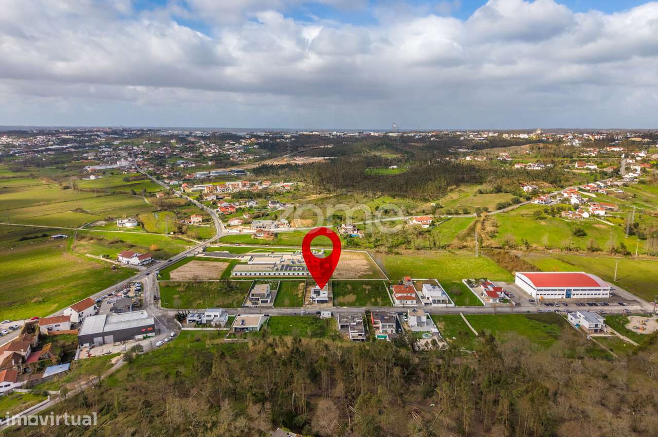 Moradia T3 - Leiria-34