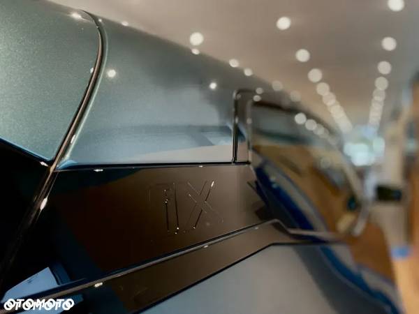 BMW iX xDrive40 - 17