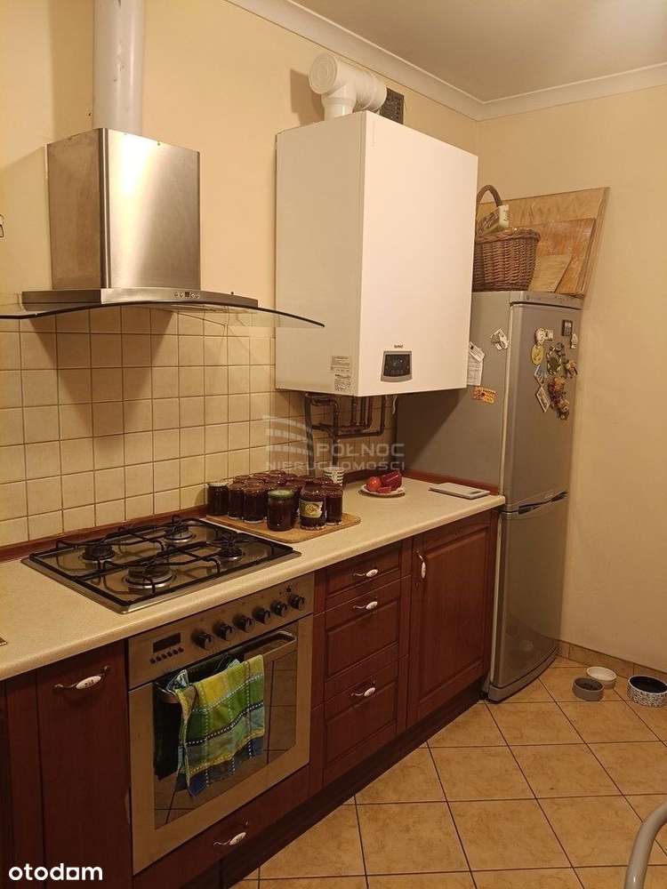 Przestronne 4-pok. mieszkanie w centrum Żarowa - Pełny obrazek: 5/14