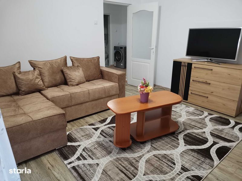 Apartament cu 2 camere de închiriat!