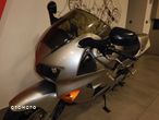 Honda VFR - 22