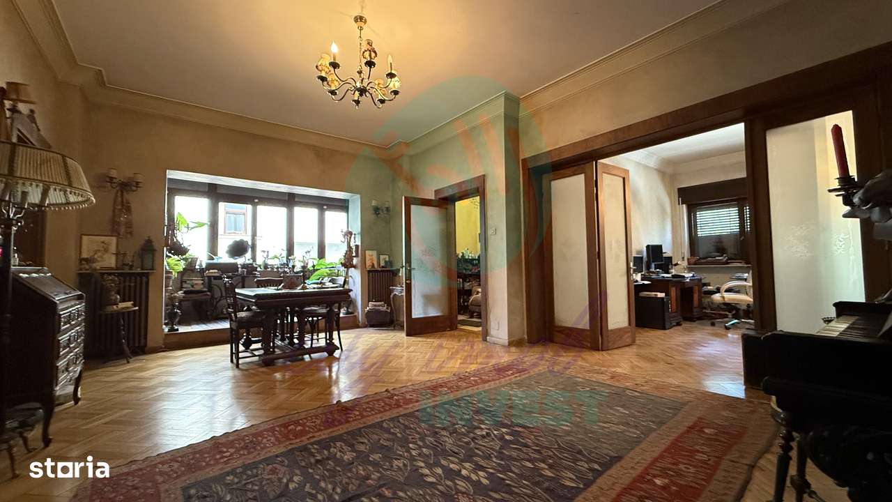 Apartament interbelic cu grădină și garaj - Imagine principală: 4/15