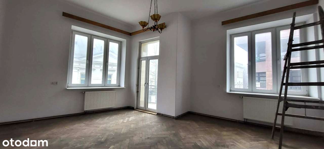 Zadbana narożna Kamienica-okolice Rynku Głównego - Pełny obrazek: 2/16