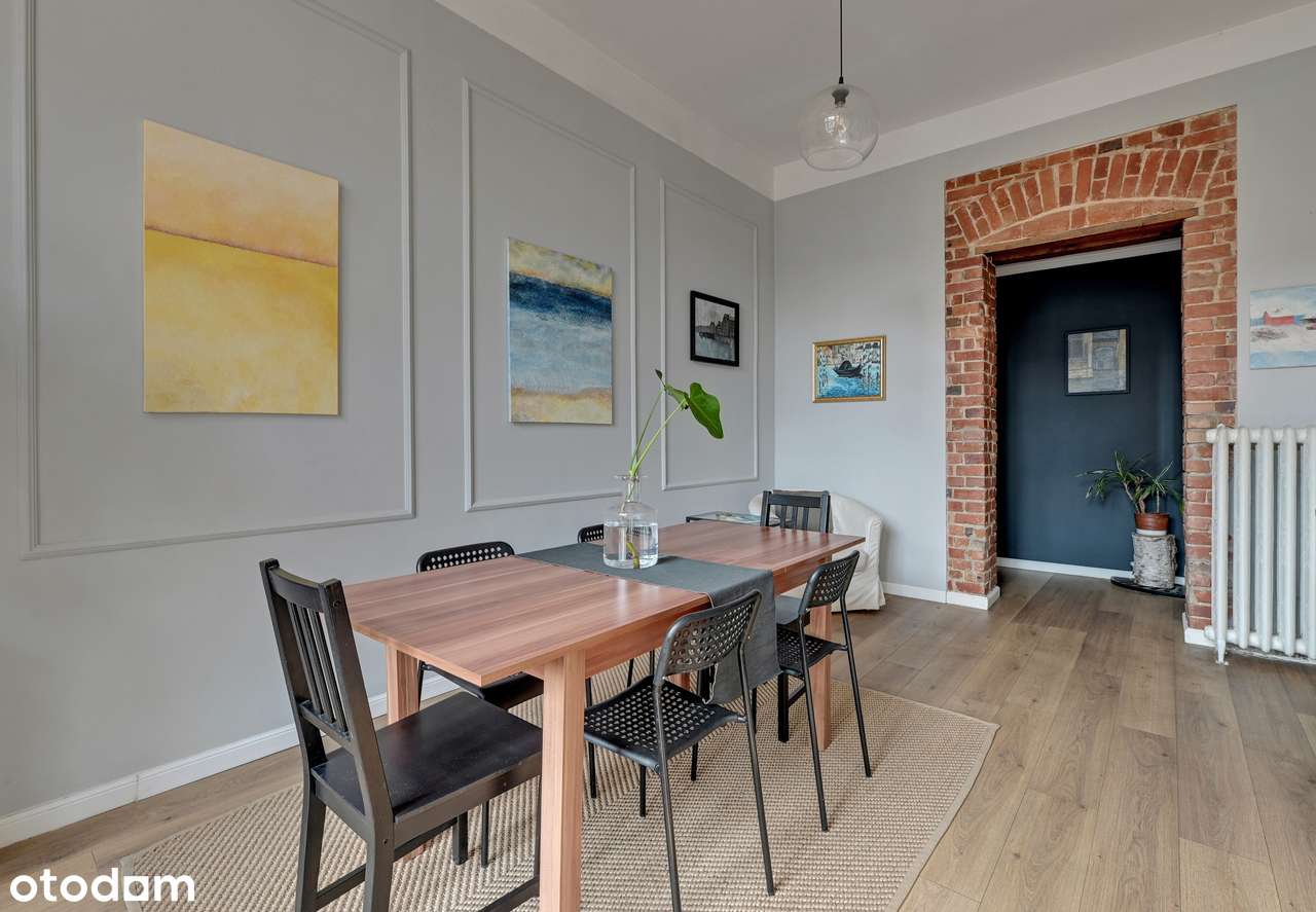 Ikona Gdańska za oknem | Przestronne mieszkanie w kamienicy 109 m²-3