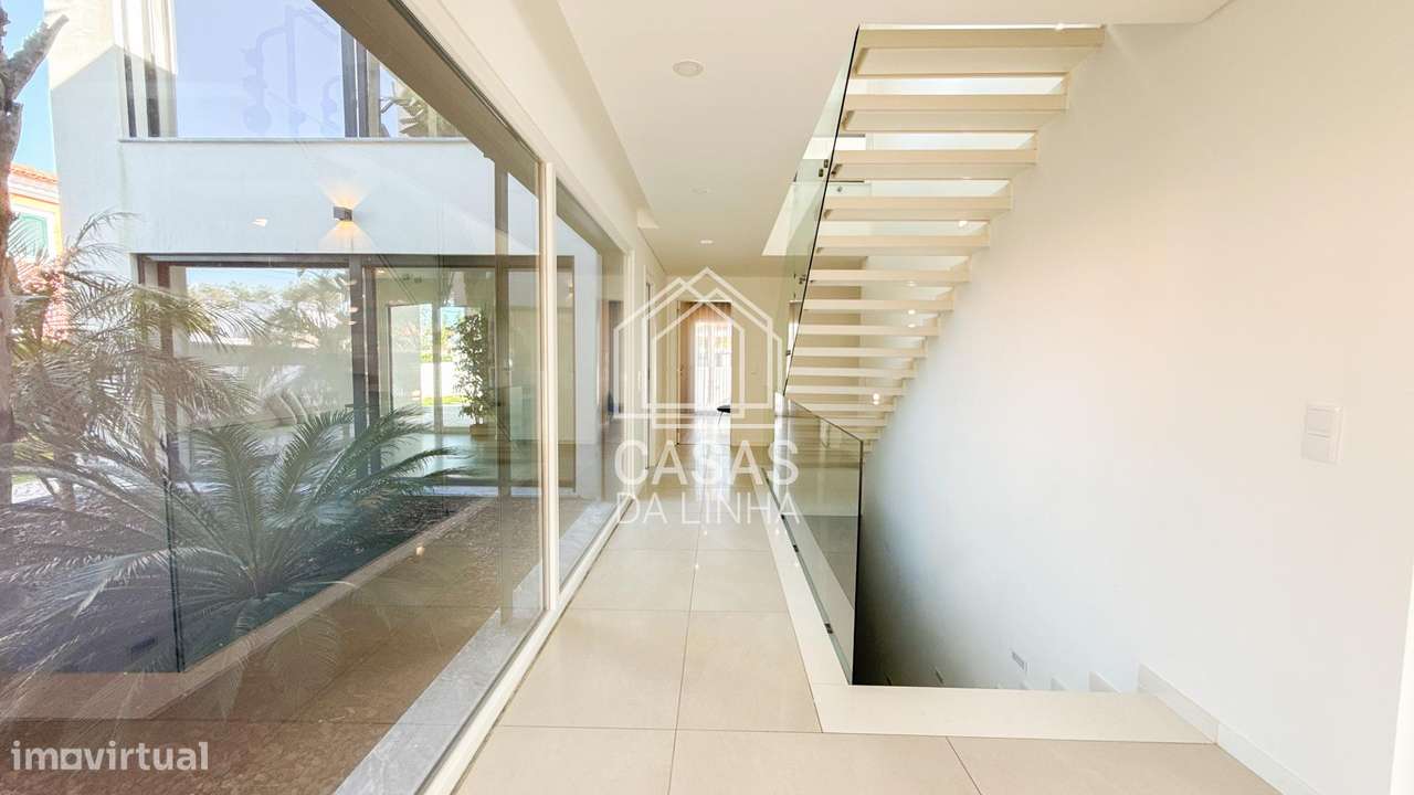 Moradia T6 de Luxo na Verdizela-19