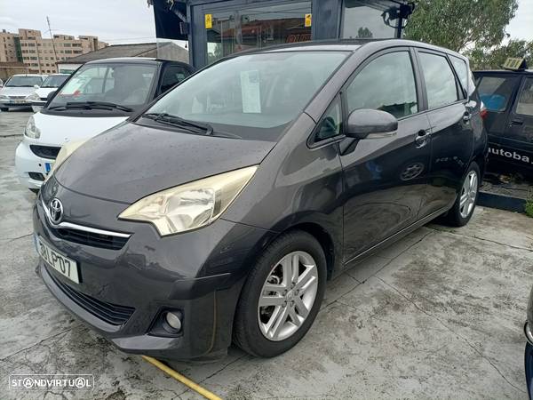 Toyota Verso-S 1.33 VVT-i Exclusive+Navi - 1