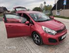 Kia Rio 1.2 Attract - 11