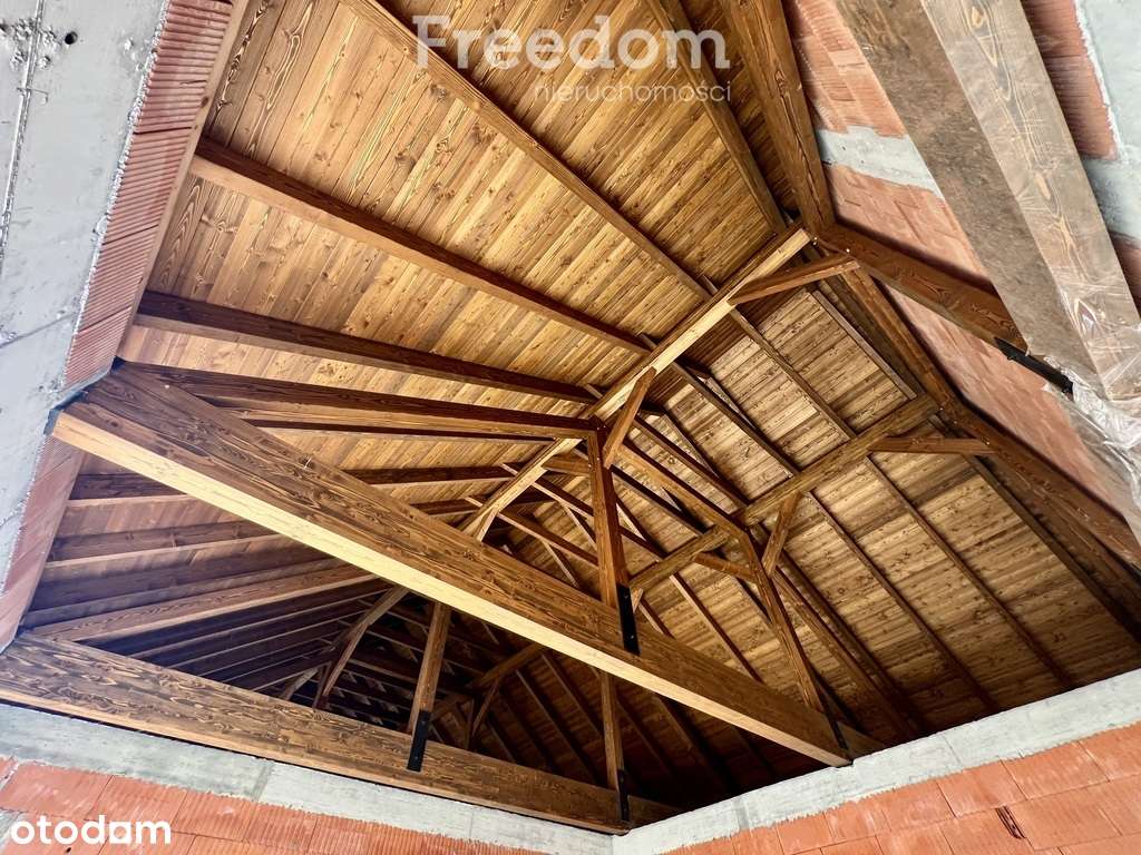 Nowoczesna "stodoła" otoczona lasem - Pełny obrazek: 3/14