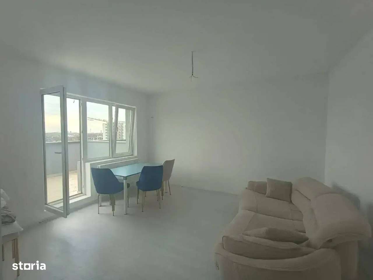 Garsoniera cu Terasa 8 minute Metrou Nicolae Teclu - Imagine principală: 1/12