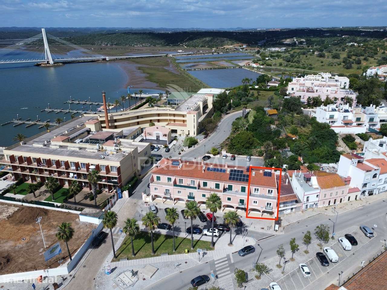 Moradia Nova na Charmosa Vila de Estombar - Grande imagem: 4/30