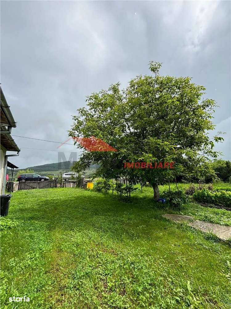 Casa batraneasca cu 33 ari teren, Podirei - Imagine principală: 4/11