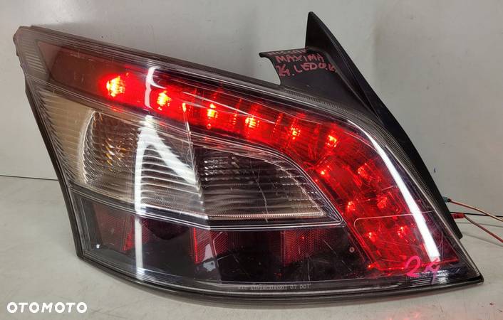 Nissan Maxima Lift 12- led lampa lewa tylna tył - 2