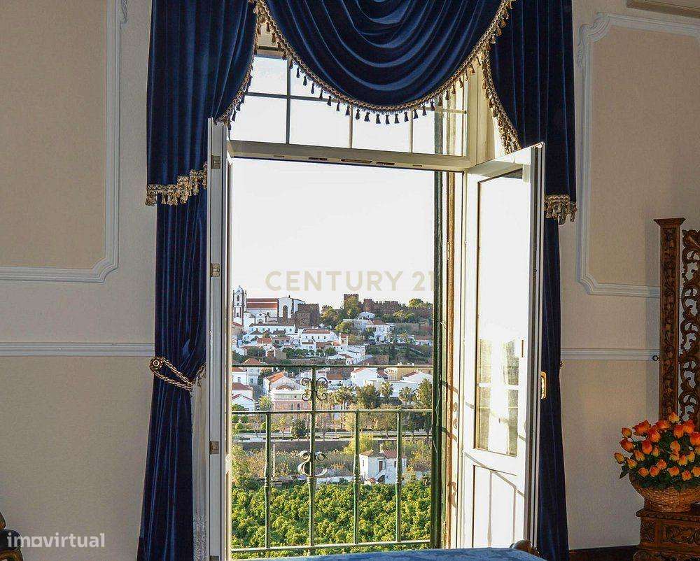Palacete Único em Silves — Uma Propriedade de Exceção-11