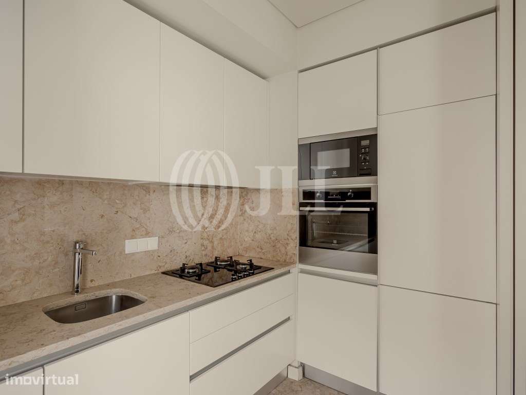 Apartamento T2 com estacionamento, em Lisboa - Grande imagem: 2/17