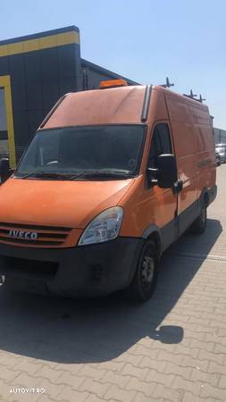 Dezmembram Iveco Daily 2.3 D an fabr. 2009 - 1