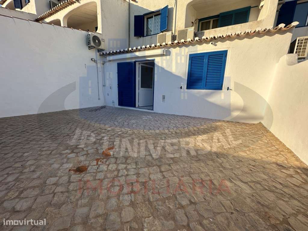Vende se Apartamento T2 Albufeira-30