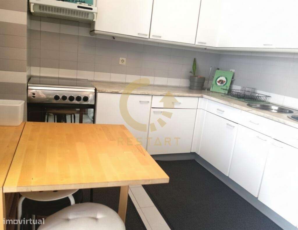 Apartamento T2 com Terraço-5