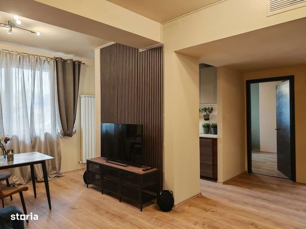Apartament renovat integral cu 3 camere Herastrau-1