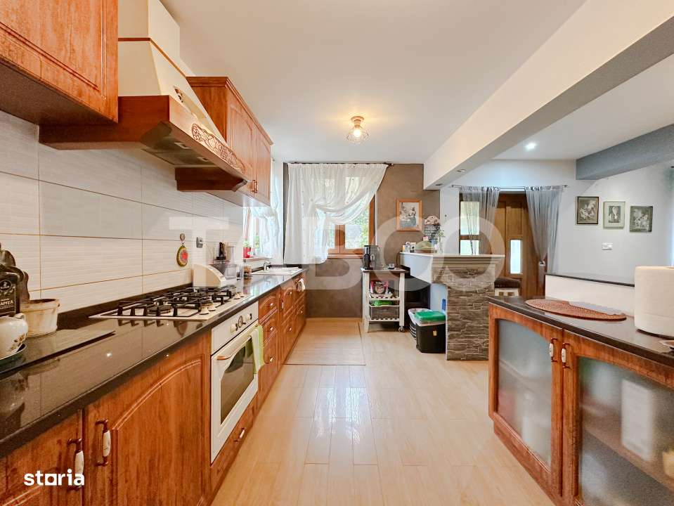 De vanzare casa individuala stil mediteranian curte 704 mp in Borhanci - Imagine principală: 5/19