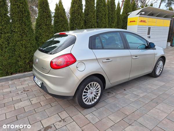 Fiat Bravo 1.4 16V Dynamic - 12