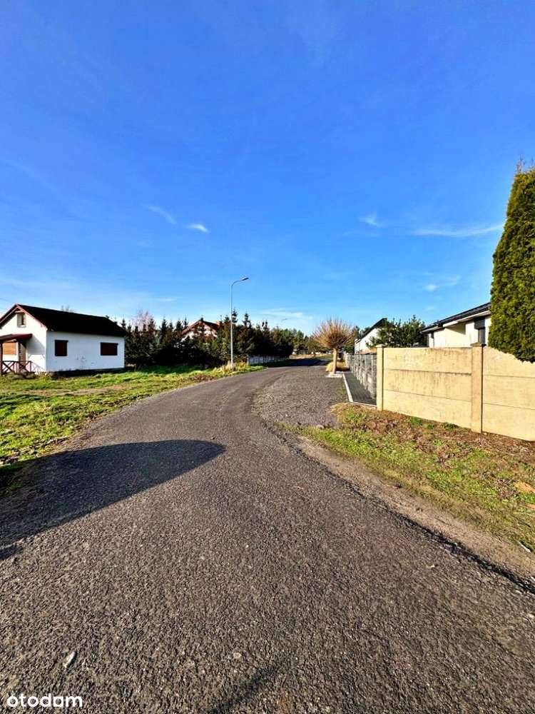 Wyjątkowa Działka Bud. z Dużym Terenem Zielonym - Pełny obrazek: 2/8