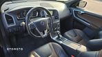 Volvo XC 60 T5 Momentum - 13