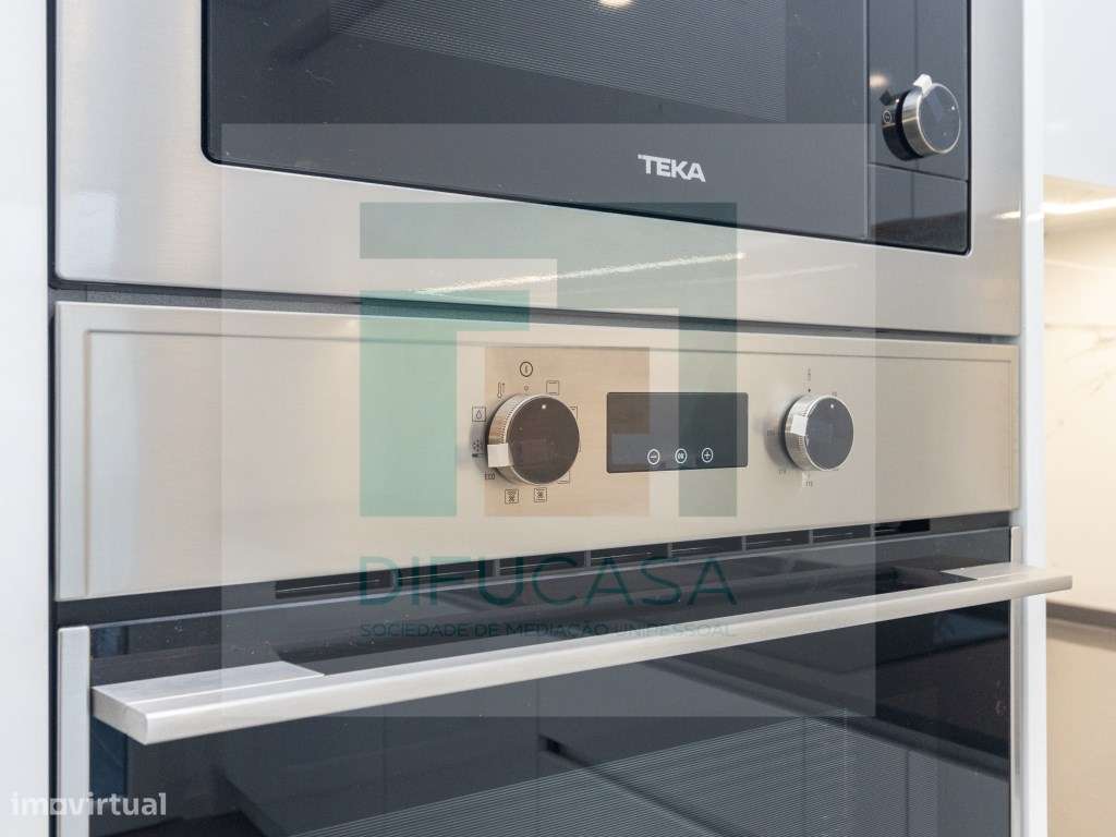 Moradia Geminada T3 + escritorio-11