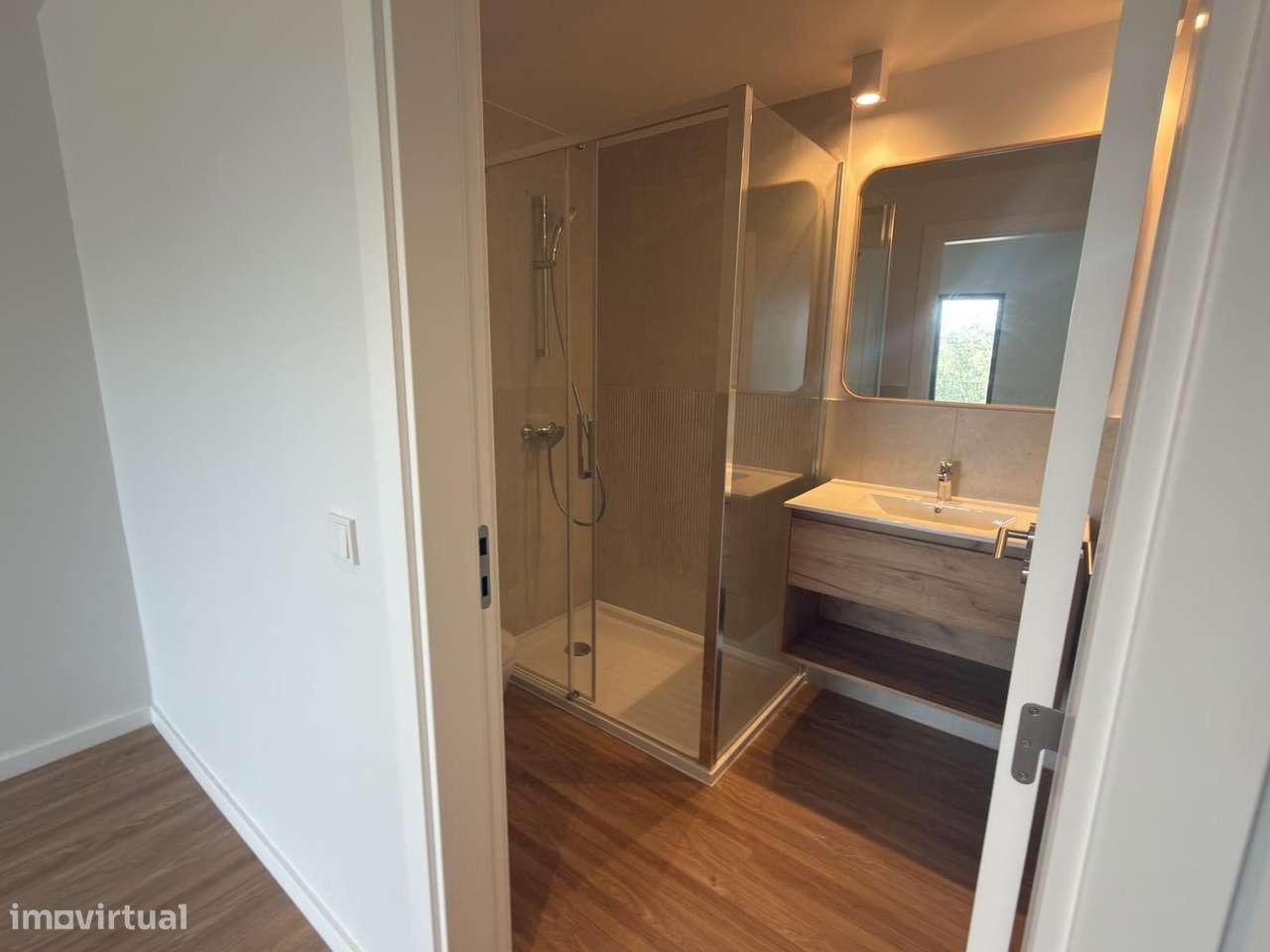 Apartamento T4 com jardim, Loures-5