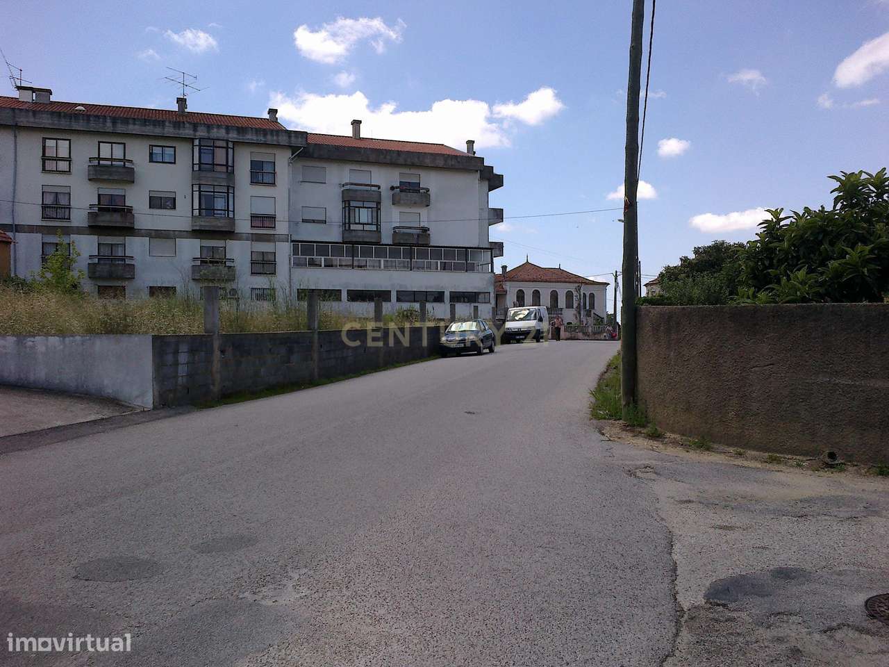 Moradia antiga + terreno envolvente - Centro da vila de Sangalhos - An-7