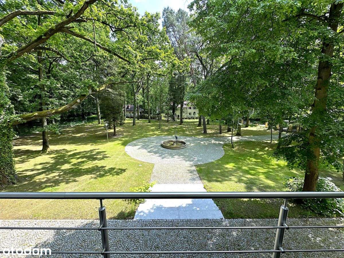 Ekskluzywna nieruchomość w Podkowie Leśnej-7