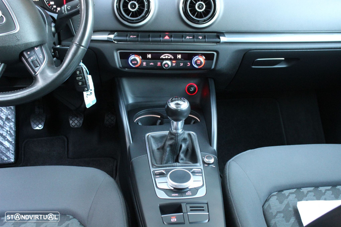 Audi A3 1.6 TDI Sport - 6